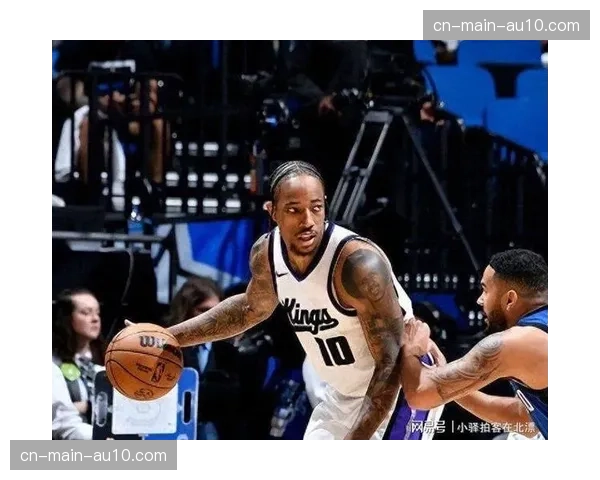 公牛开拓者比赛，德罗赞中距离艺术与西蒙斯三分现代篮球对比