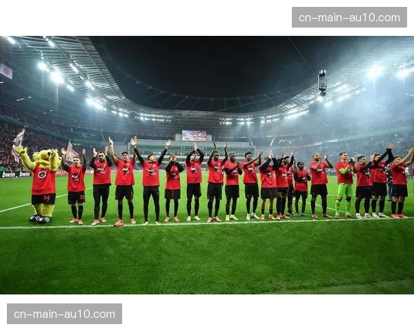 本周末德甲全部场次裁判安排公布，焦点战将由资深裁判茨瓦耶执裁